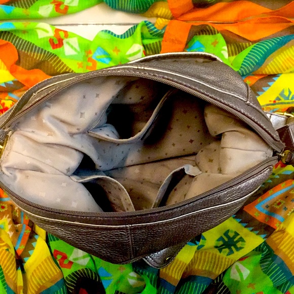 Fossil leather pewter purse - Picture 5 of 13